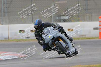 media/Oct-15-2022-Fastrack Riders (Sat) [[9a18b22502]]/Level2/Turn 9 1130am/